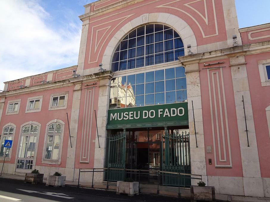 Appartamento Alfama Chic Penabuquel Lisbona Esterno foto